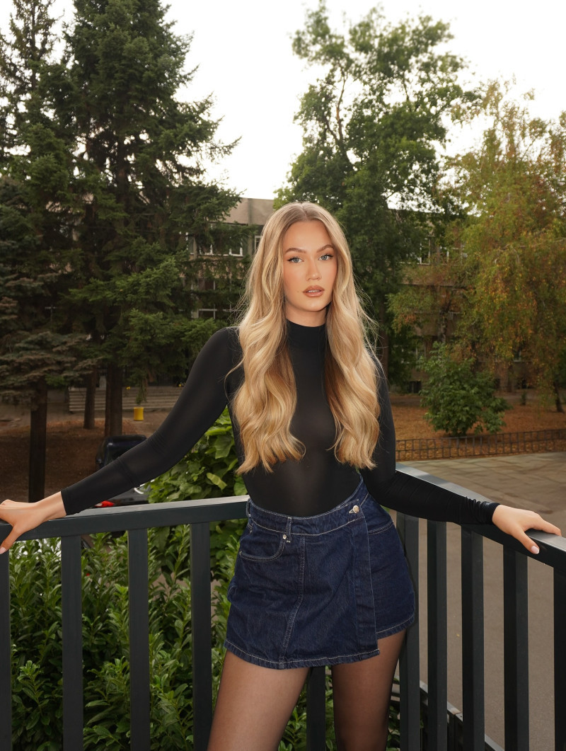 anastasiaa.4_1757587229_3719233705190629562_365846279