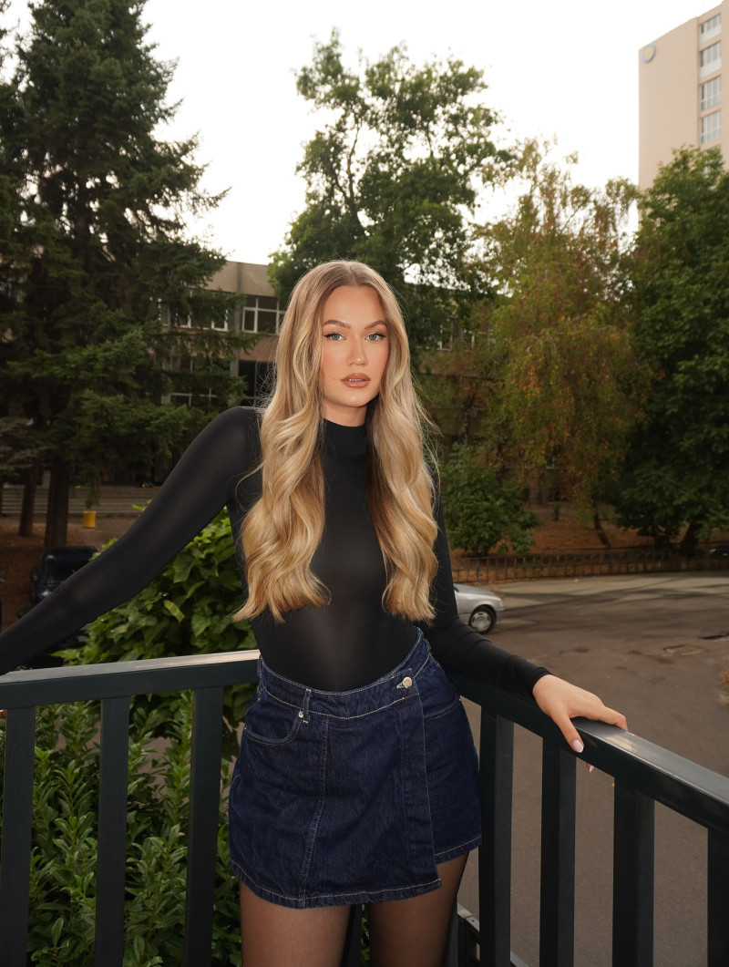 anastasiaa.4_1757587229_3719233704980942511_365846279