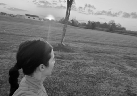 O jurnalistă și soțul ei, găsiți împușcați în casă. Ce s-a întâmplat cu fiul lor de 3 ani, martor la tragedie