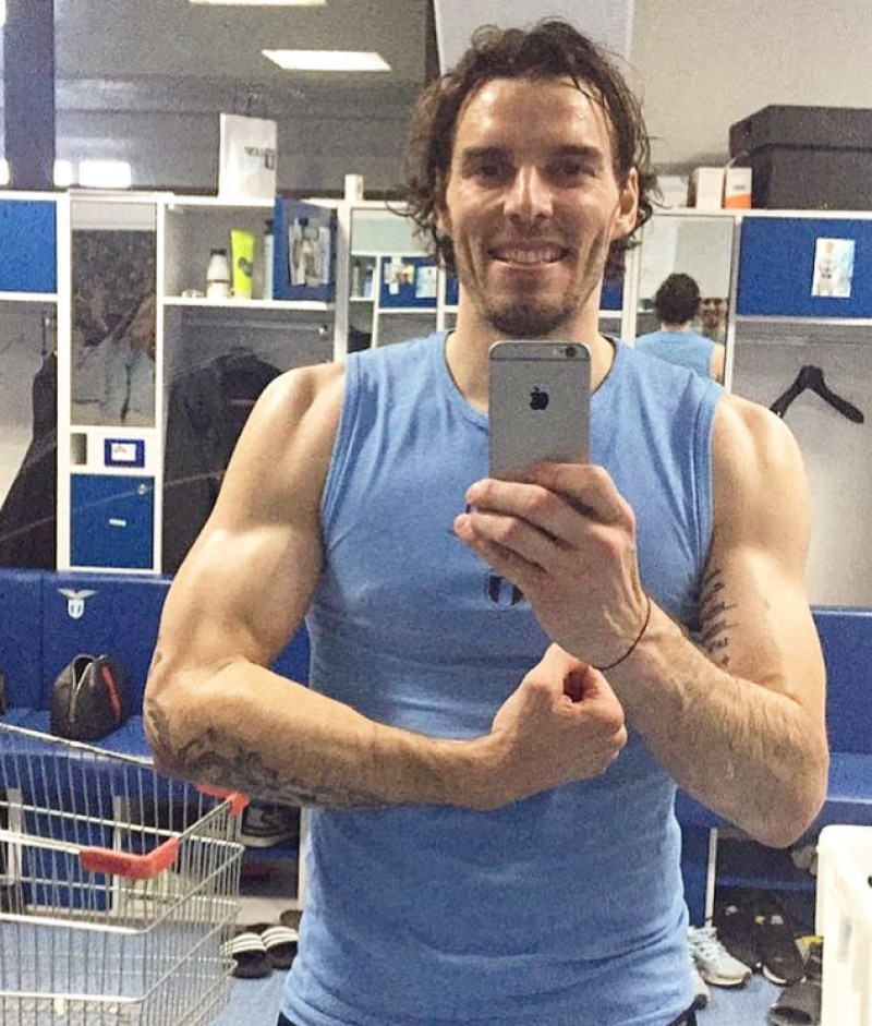 Screenshot 2025-12-17 235750