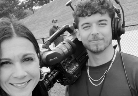 Prima ipoteză a autorităților, după ce o jurnalistă și soțul său au fost găsiți împușcați mortal în propria casă