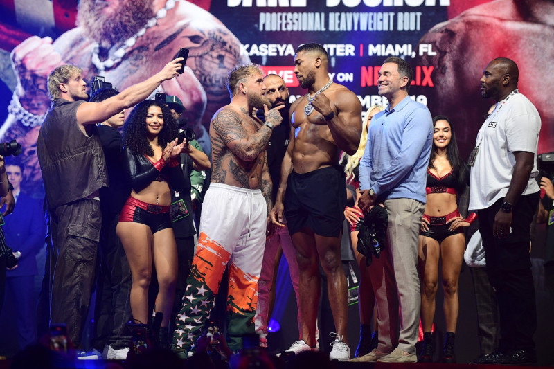 Jake Paul vs Anthony Joshua Weigh-in