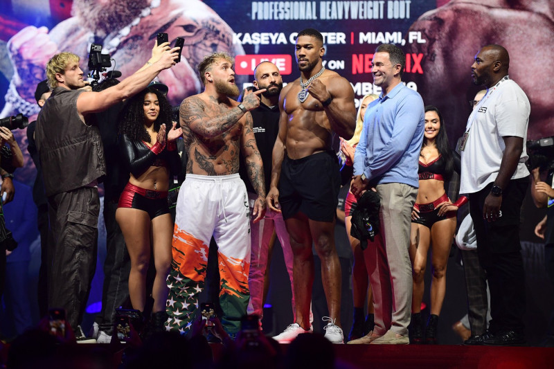 Jake Paul vs Anthony Joshua Weigh-in
