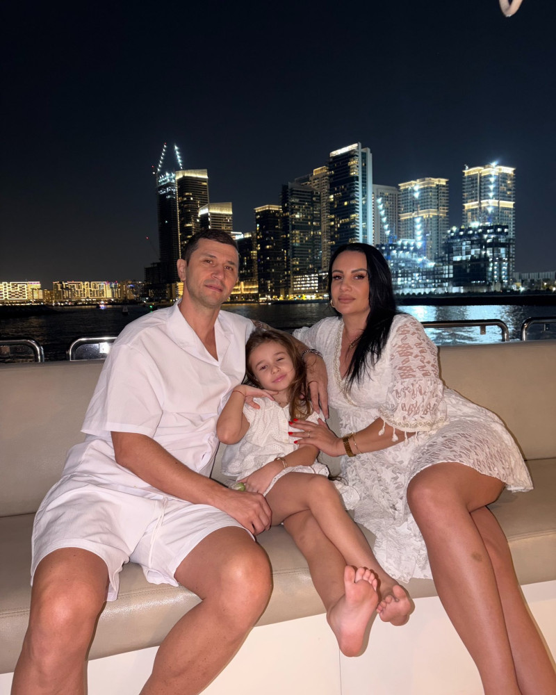 claugol0312_1765738158_3787608640538648672_8622842253