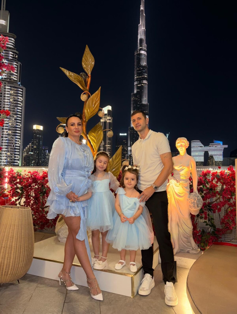 claugol0312_1765837930_3788445300789816690_8622842253