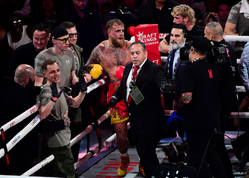 Jake Paul looks dejected following his defeat to Anthony Joshua at the Kaseya Center, Miami, Florida. Friday December 19, 2026.