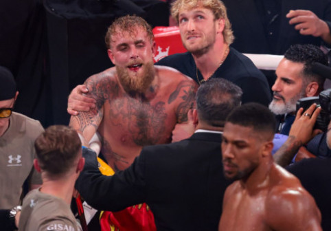 K.O în runda a 6-a! Anthony Joshua și Jake Paul au făcut show. "Cred că mi-a rupt maxilarul. Sigur e rupt!"