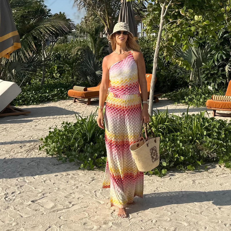 adrianapetrescuofficial_1752677777_3678050240568533899_1425264401