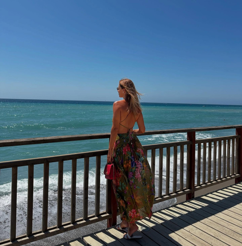 adrianapetrescuofficial_1755173566_3698986431048340148_1425264401