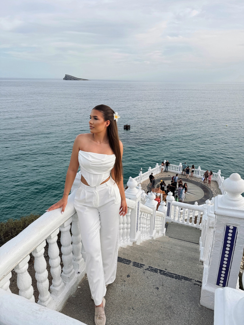 alinaa_dragomir_1748808751_3645594497659844851_1718298100