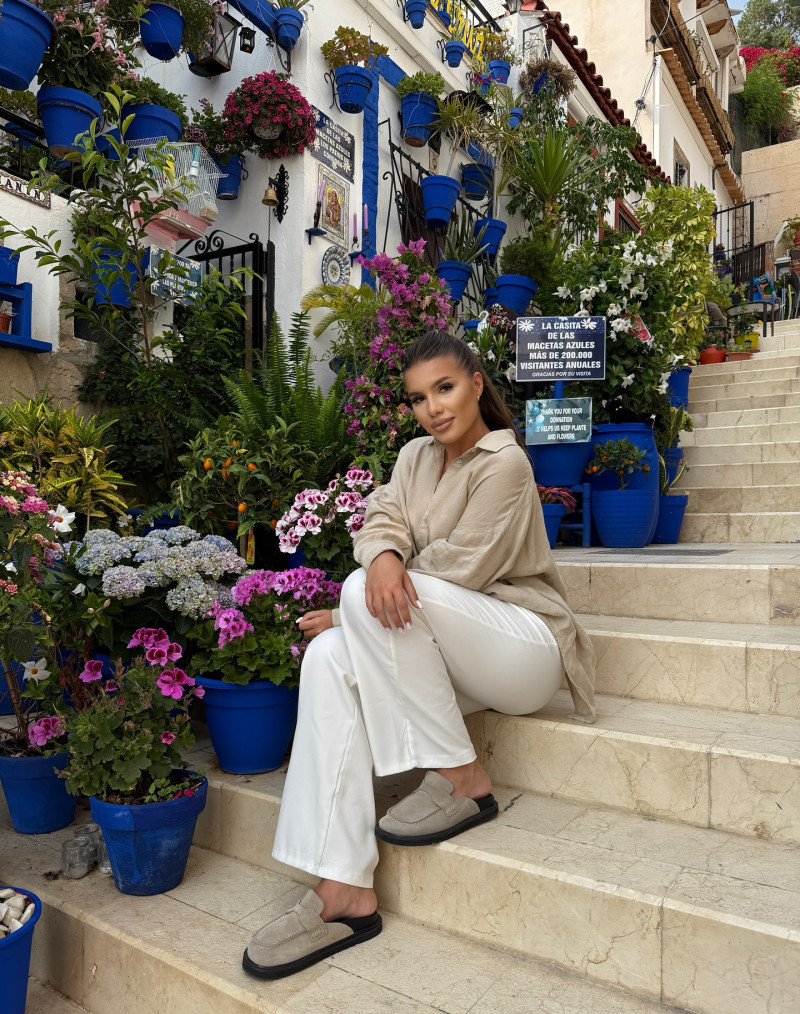 alinaa_dragomir_1749057164_3647678330513355565_1718298100