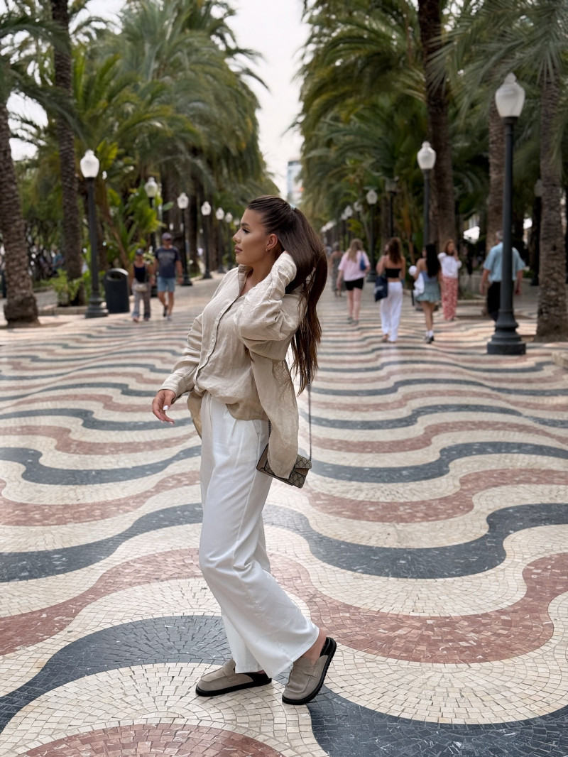 alinaa_dragomir_1749060113_3647703076051207179_1718298100