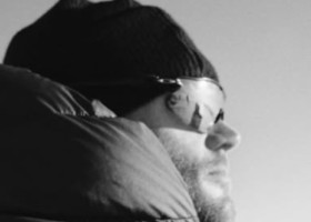 A murit la 27 de ani într-o cameră de hotel. Ce a spus un angajat, a doua zi după tragedie