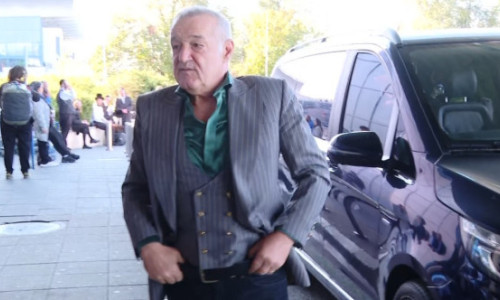 Gigi Becali și-a vizitat fiica în străinătate și a început să plângă când a ieșit pe stradă: 