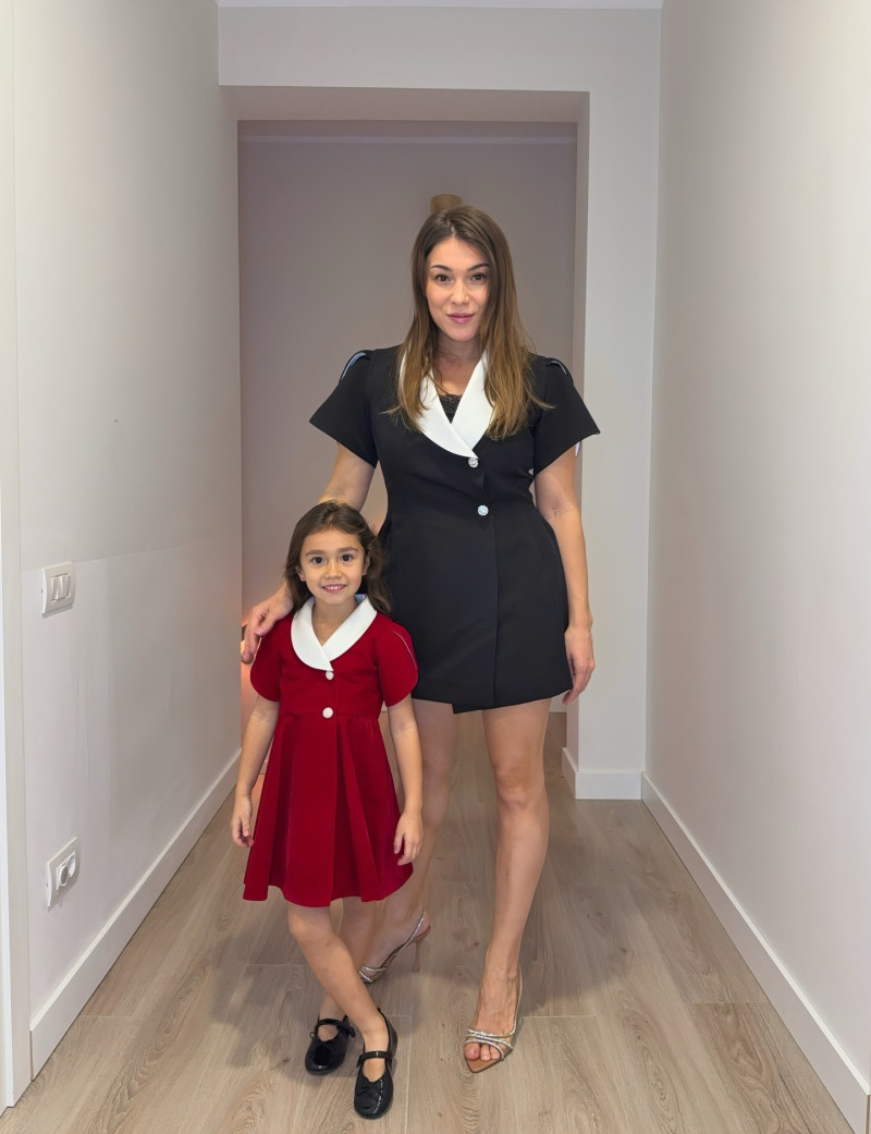 monicarosuofficial_1765221678_3783276101859066629_265317847