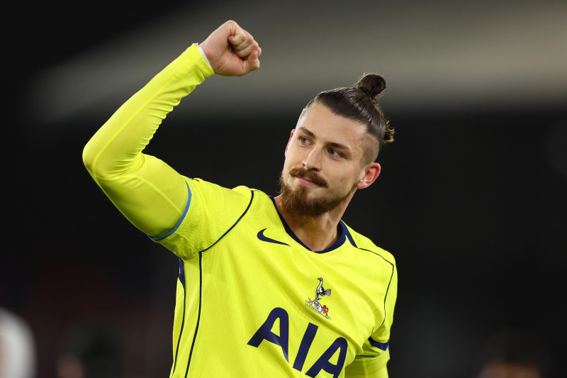 London, UK. 28th Dec, 2025. Radu Dragușin of Tottenham Hotspur celebrates after the Crystal Palace vs Tottenham Hotspur Premier League match at Selhurst Park, London. Picture credit should read: Paul Terry/Sportimage Credit: Sportimage Ltd/Alamy Live News