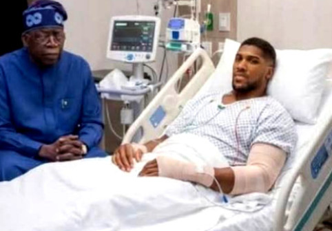 Lovitură de teatru: Anthony Joshua riscă să nu mai boxeze niciodată, după accidentul soldat cu doi morți!