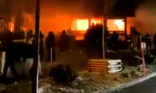 Carnagiu în noaptea de Revelion! Cel puțin 40 de morți și 100 de răniți, după un incendiu la o stațiune de schi