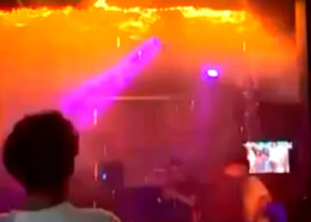 Imaginile au ajuns pe internet. Ce au început să facă mai mulți tineri, după ce barul din Elveția a luat foc