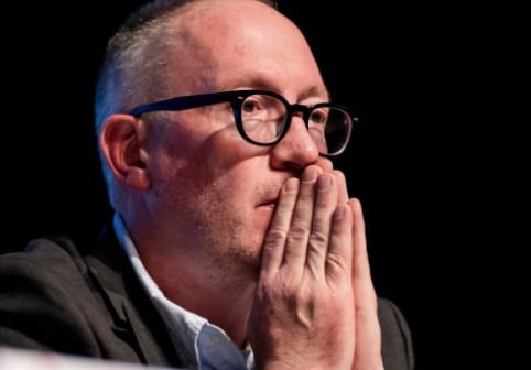 "Jignire!" Primarul stațiunii din Elveția nu s-a mai putut abține: "Cine sunteți voi să mă întrebați așa ceva?"