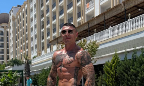 I-a păcălit pe toți: ”Cineva îmi spunea cum să mă comport”. A spus STOP și a devenit o ”bestie” FOTO