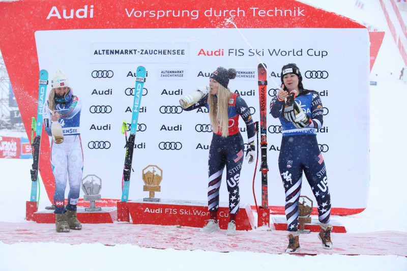 ALTENMARKT/ZAUCHENSEE, AUSTRIA, 10.JAN.26 - ALPINE SKIING - FIS World Cup, Downhill, ladies. The image shows Lie Kajsa Vickhoff (NOR, Head), Vonn Lindsey (USA, Head) and Wiles Jaqueline (USA, Rossignol) rejoicing with champagne.
