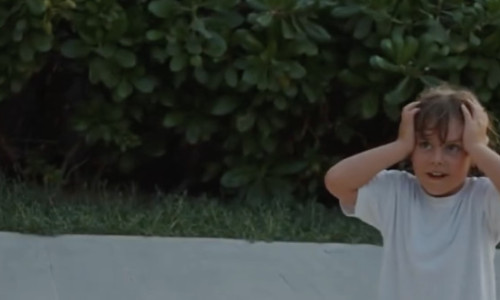 Un copil a văzut-o pe culturista pe care toți o acuză că-și editează pozele și s-a luat cu mâinile de cap! 3 cuvinte spuse