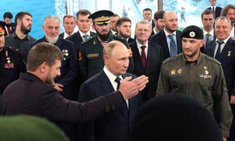 Două nume pe listă: Kremlinul îi alege înlocuitorul după ce a intrat în comă!