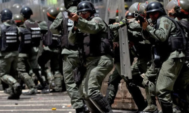 SUA au pus mâna pe arma ce provoacă sindromul Havana. Au folosit-o pentru a anihila gărzile lui Maduro?