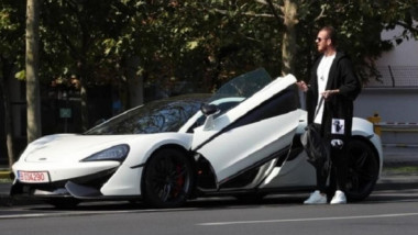 Fotbalistul de la FCSB care a făcut credit pentru a-și cumpăra un McLaren. Cât a putut să dea pe o mașină