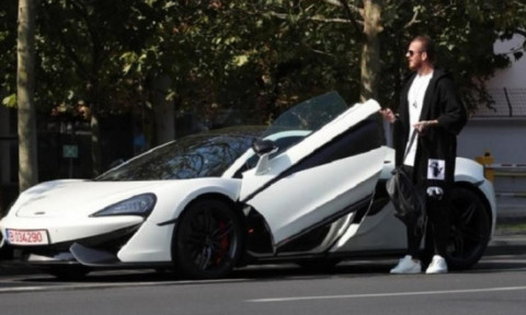 Fotbalistul de la FCSB care a făcut credit pentru a-și cumpăra un McLaren. Cât a putut să dea pe o mașină
