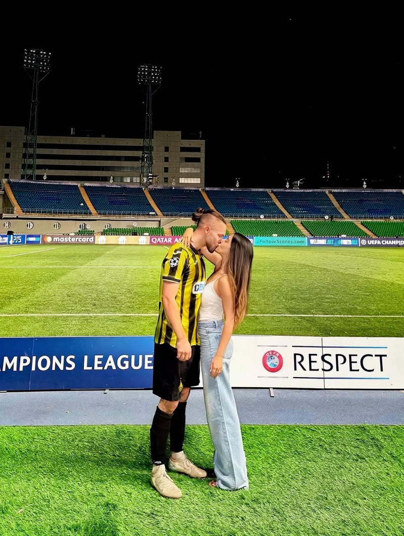 SnapInsta.to_539303276_18524392264021385_1651411563101590980_n