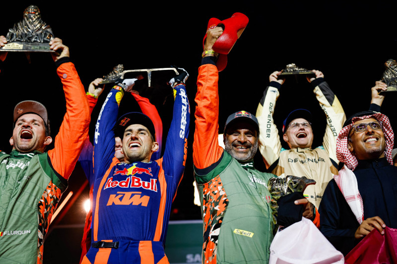 Podium du "DAKAR 2026" en Arabie Saoudite