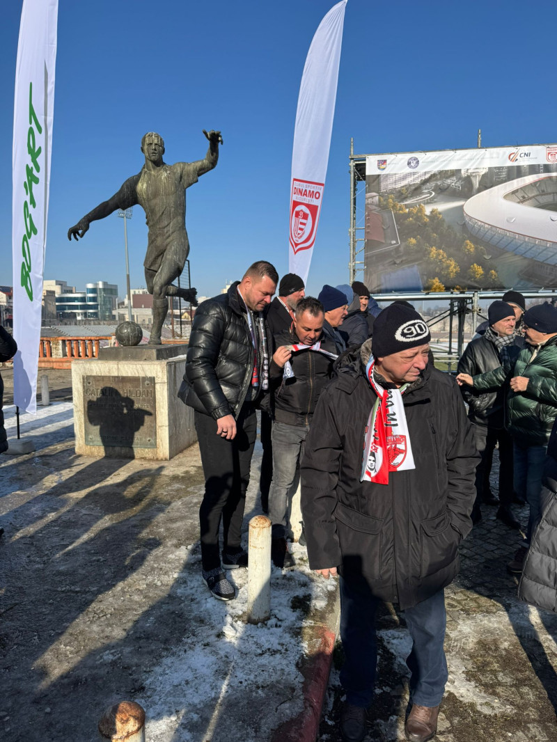 A început demolarea ”Stadionului Dinamo” / Foto: Digi Sport