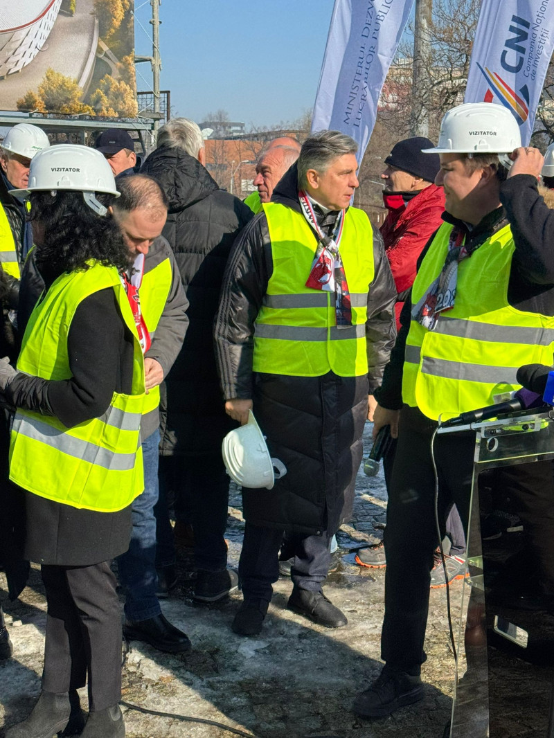 A început demolarea ”Stadionului Dinamo” / Foto: Digi Sport
