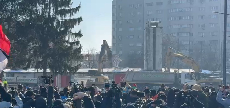 A început demolarea ”Stadionului Dinamo” / Foto: Digi Sport