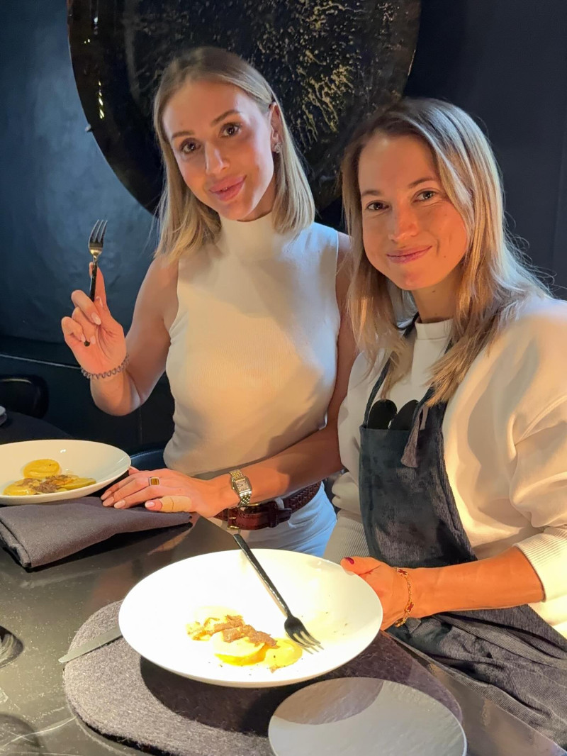 yulia_putintseva_1766516014_3794133782161271975_406709442