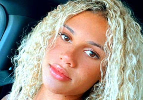 S-a scris istorie! La 23 de ani, a devenit cea mai bine plătită fotbalistă vreodată