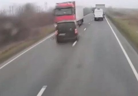 Răsturnare de situație! Grecii au văzut imaginile cu accidentul din Timiș și au dat verdictul: ”Nu se poate”