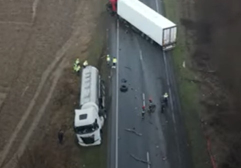 Șoferul TIR-ului lovit de microbuz pe ”drumul morții” din Timiș a rupt tăcerea! Schimbare majoră: ce a descoperit Poliția