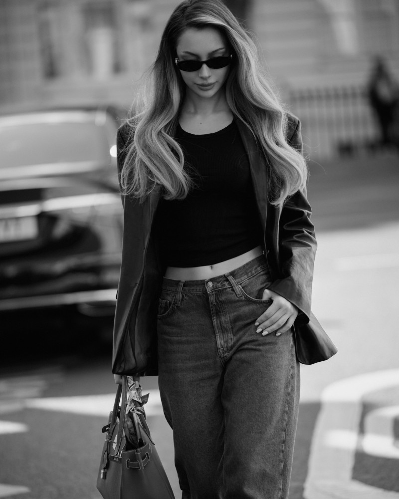 galaagannn_1764896213_3780545908161907664_2051905471