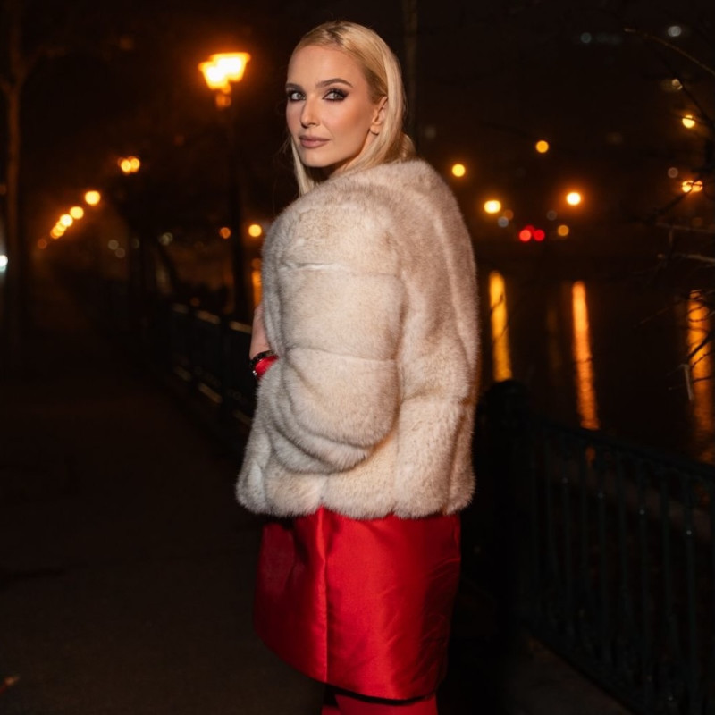 teodora_tompea_1766474100_3792322024077820672_9896631