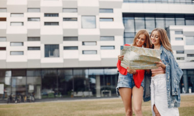 Statul vrea să închirieze angajaților locuințe de serviciu de 100 mp cu 40€/lună. De 20 ori sub prețul pieței