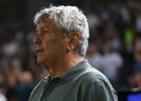 I-a spus CLAR lui Mircea Lucescu să renunțe la fotbal, iar selecționerul, aflat în spital, n-a stat pe gânduri