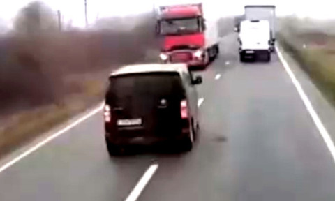 A părăsit țara, la opt zile după accidentul de pe "drumul morții" din România