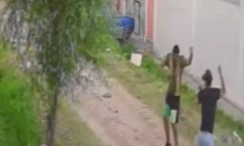 ”Șoc în fotbal”: a fost ucis pe stradă! Fratele său, principalul suspect, a fugit. Camerele de supraveghere au surprins totul