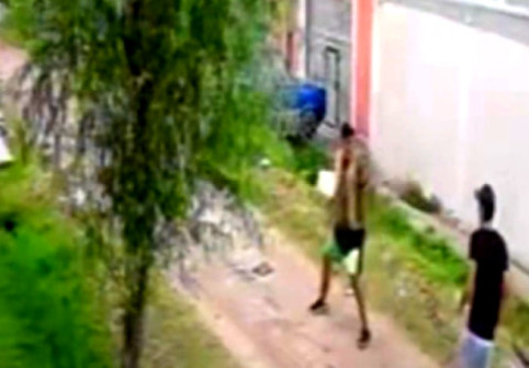 Criminalul s-a predat! "Șocant": ce a spus în fața anchetatorilor, după ce și-a omorât fratele în stradă