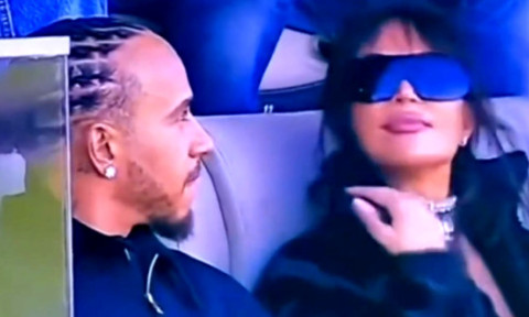 S-au afișat împreună și au fost făcuți praf: "N-a fost și cu sora ei? / Omul ia toată familia la rând"