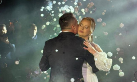 FOTO A treia oară e cu noroc! Imagini inedite de la nunta lui Florentin Petre. ”Mi-am găsit jumătatea!”