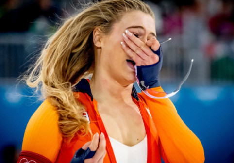 Jutta Leerdam a primit verdictul, după ce și-a desfăcut fermoarul și și-a arătat bustiera la JO